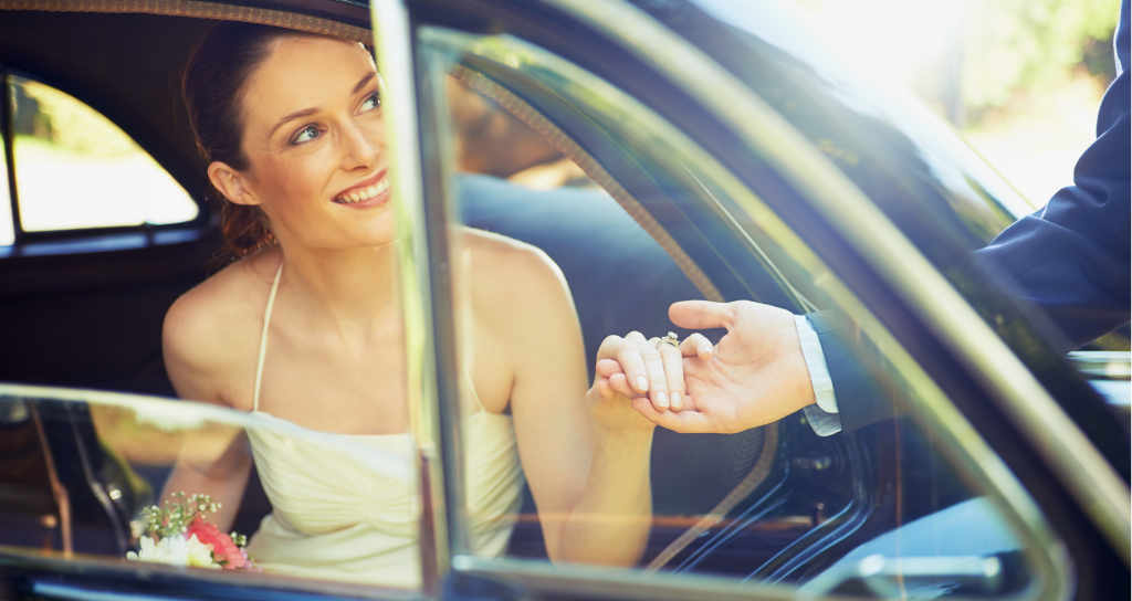 llegada de la novia a la boda