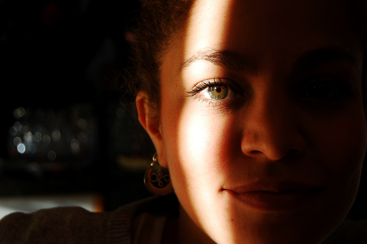 como hacer fotos flash luz natural ojos